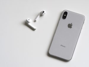 How To Charge AirPods: An Ultimate Guide for Beginners & Pros Alike