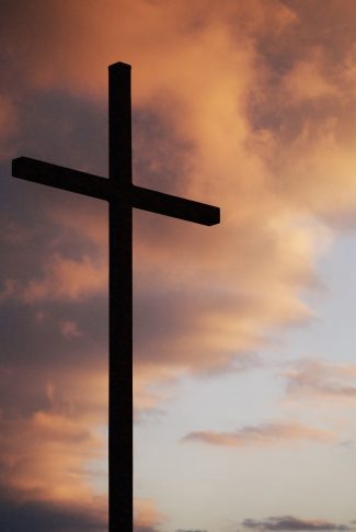 Download Free Cross beneath Sunset Wallpaper | CellularNews
