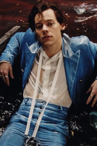 harry styles gucci wallpaper photoshoot blue suit cellularnews kiwi live magazine cover main interview coup tour wallpapers follow artists