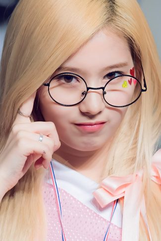 Download Twice Behind The Glasses Sana Wallpaper Cellularnews