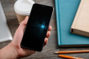 Sprint vs. Verizon: Who Offers Better Unlimited Plans?