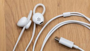 11 Best USB-C Headphones to Buy in 2022