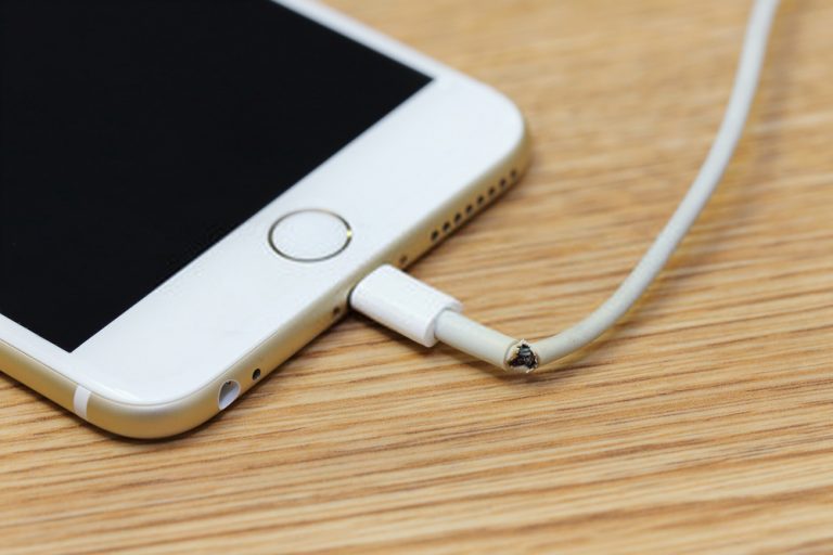 iPhone Not Charging? 6 Reasons Why and How to Fix It