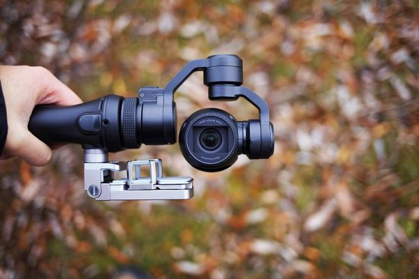 10 Best Phone Gimbal Stabilizers For a Professional Mobile Video