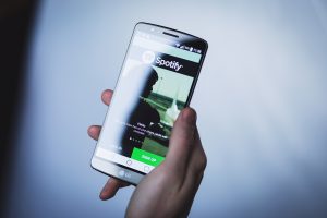 Best Ways to Add or Change the Cover of a Playlist on Spotify
