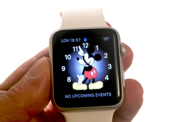 Best Apple Watch Faces: How to Download and Use Them?