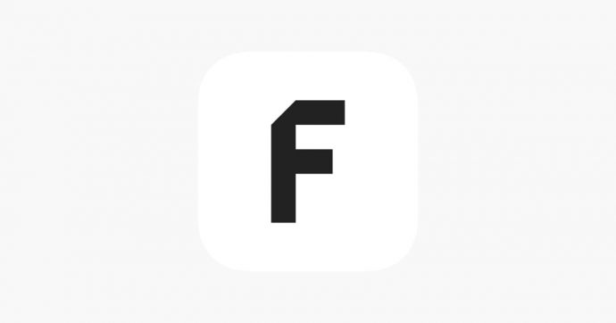 Farfetch Review: Buy Clothes With Just One Click