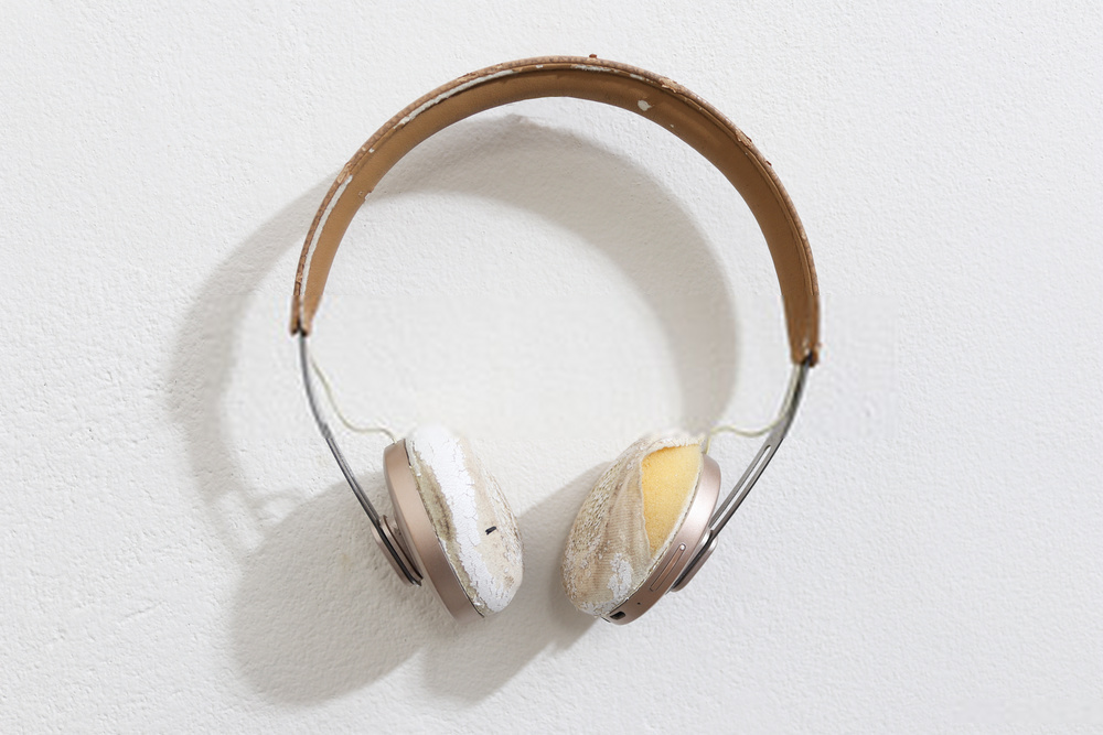 How To Replace Headphone Ear Pads When They Wear Out