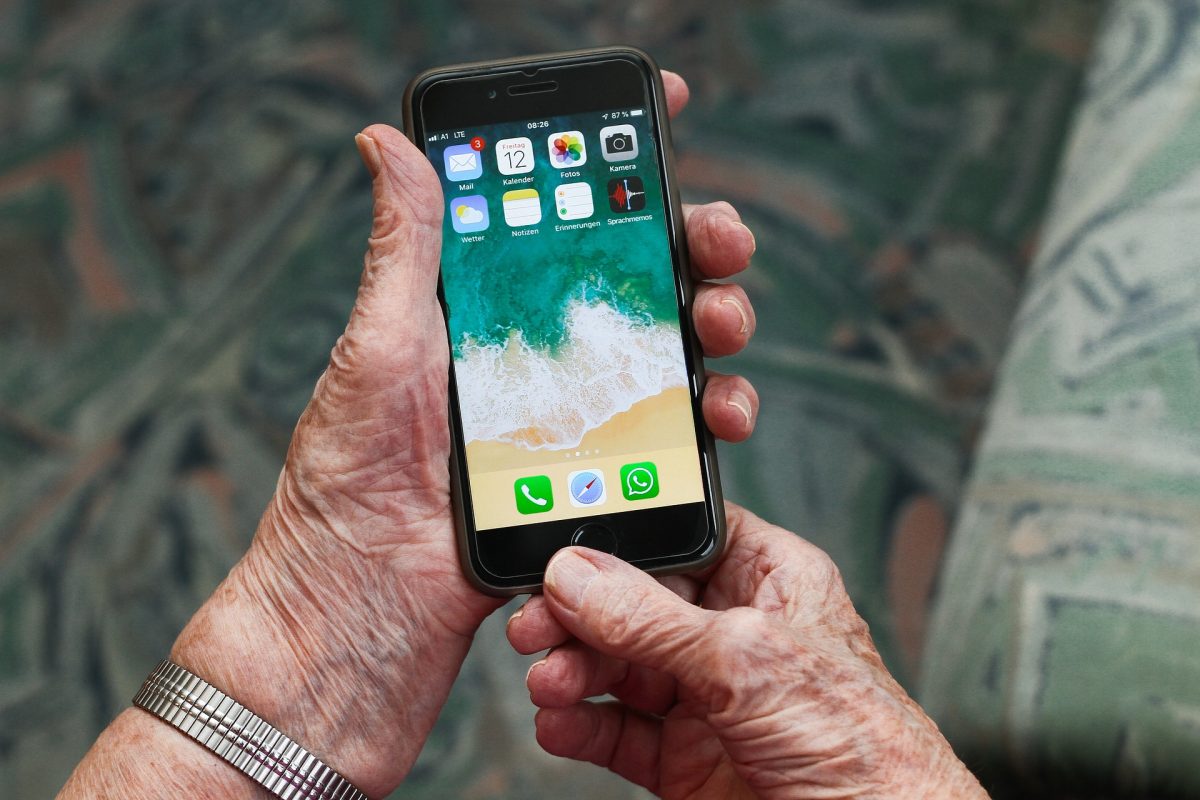 Best Cell Phone Plans For Seniors