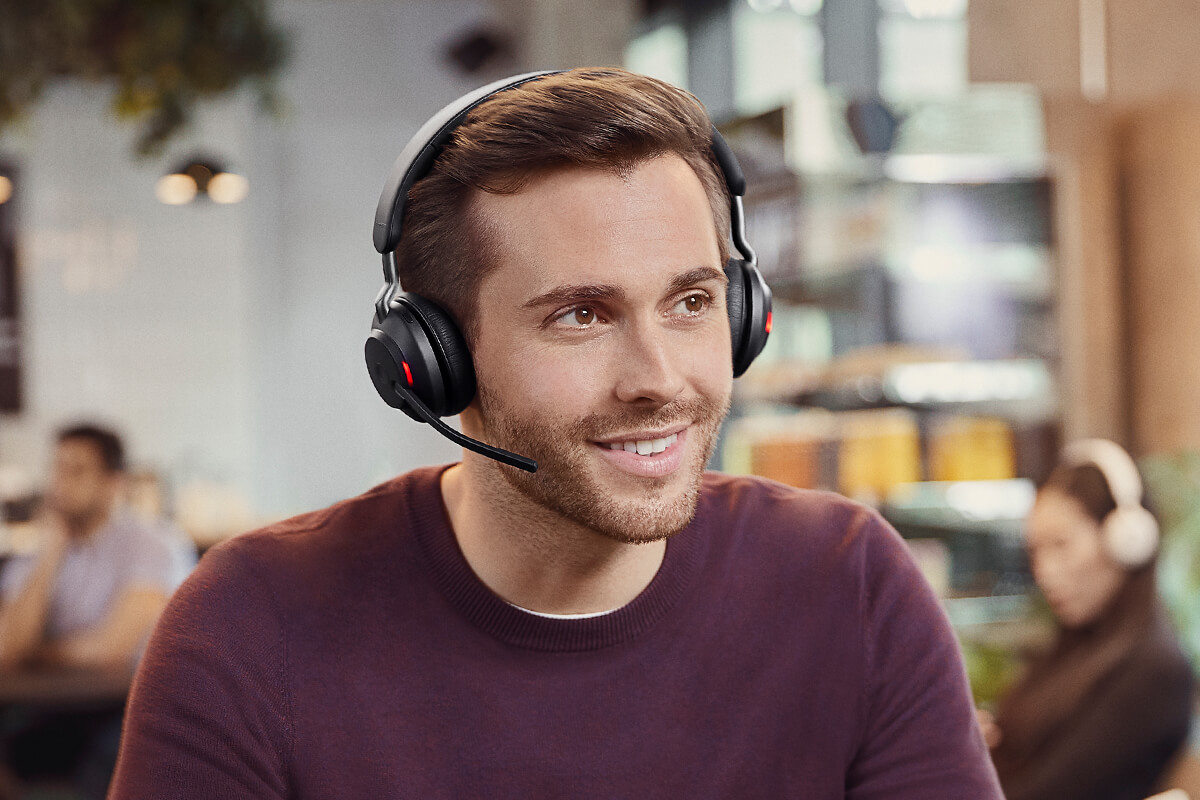 9 Best Jabra Wireless Headset and Earbud Models to Get Today