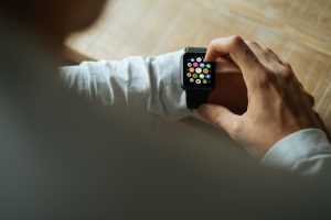 How to Turn Off and Wake Every Single Apple Watch