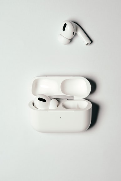 One AirPod Not Working? Here Are 9 Easy Ways to Fix It