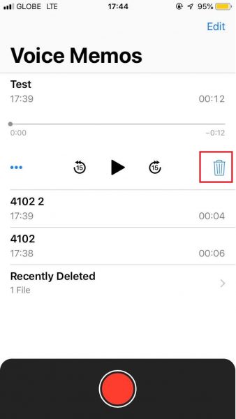 Tap on the trash icon to delete a Voice Memo