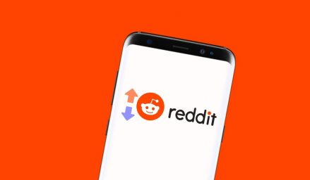 How to Get Karma on Reddit [12 Fast and Easy Ways]