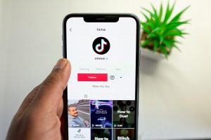 How to Unfollow on TikTok (Individually or in Bulk)