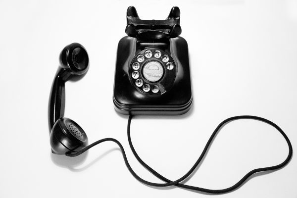 How to Call UK from the US: Phone Plans and Area Code Guide
