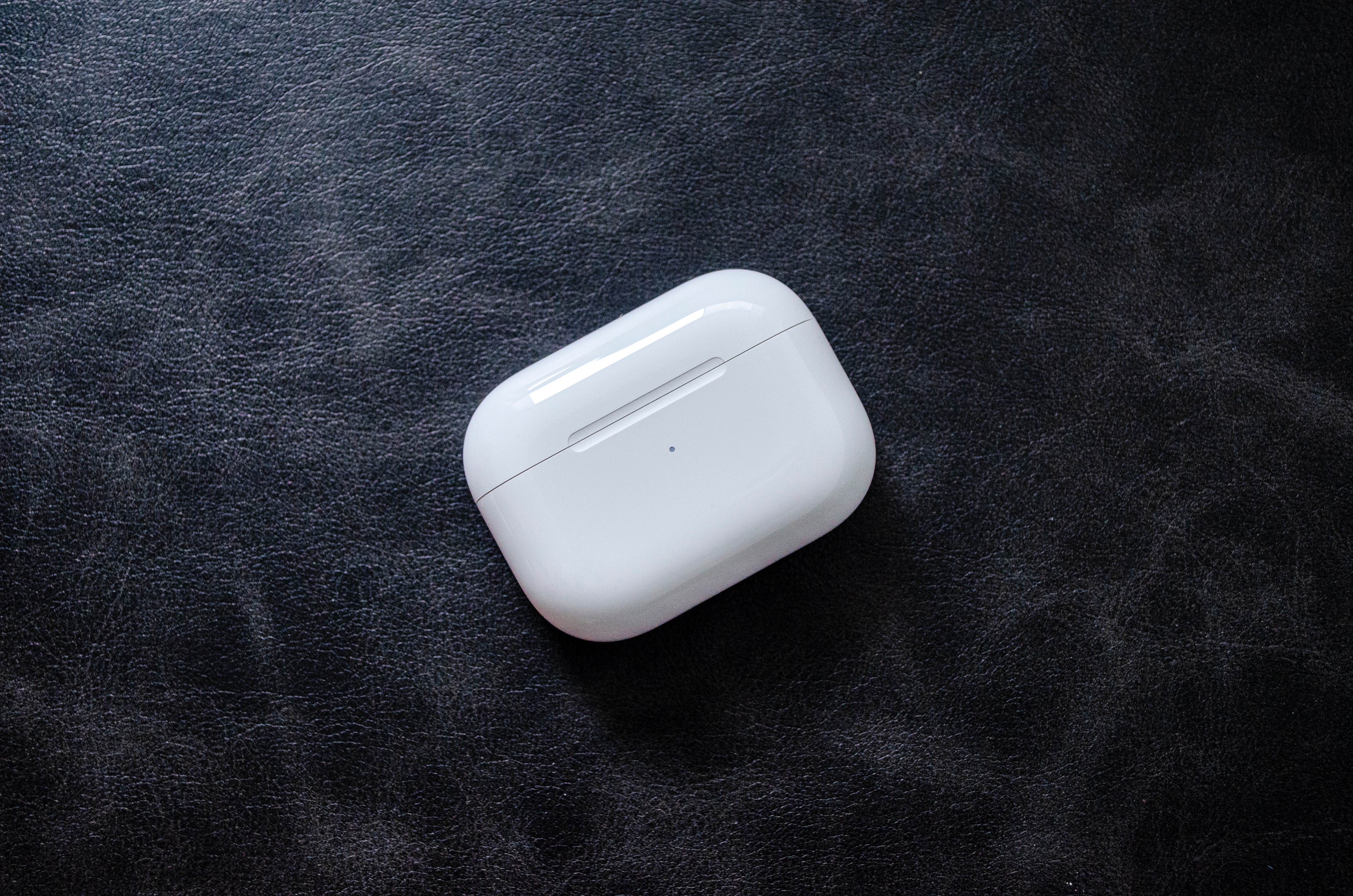 10 Best Wireless Charging Case For Airpods for 2024