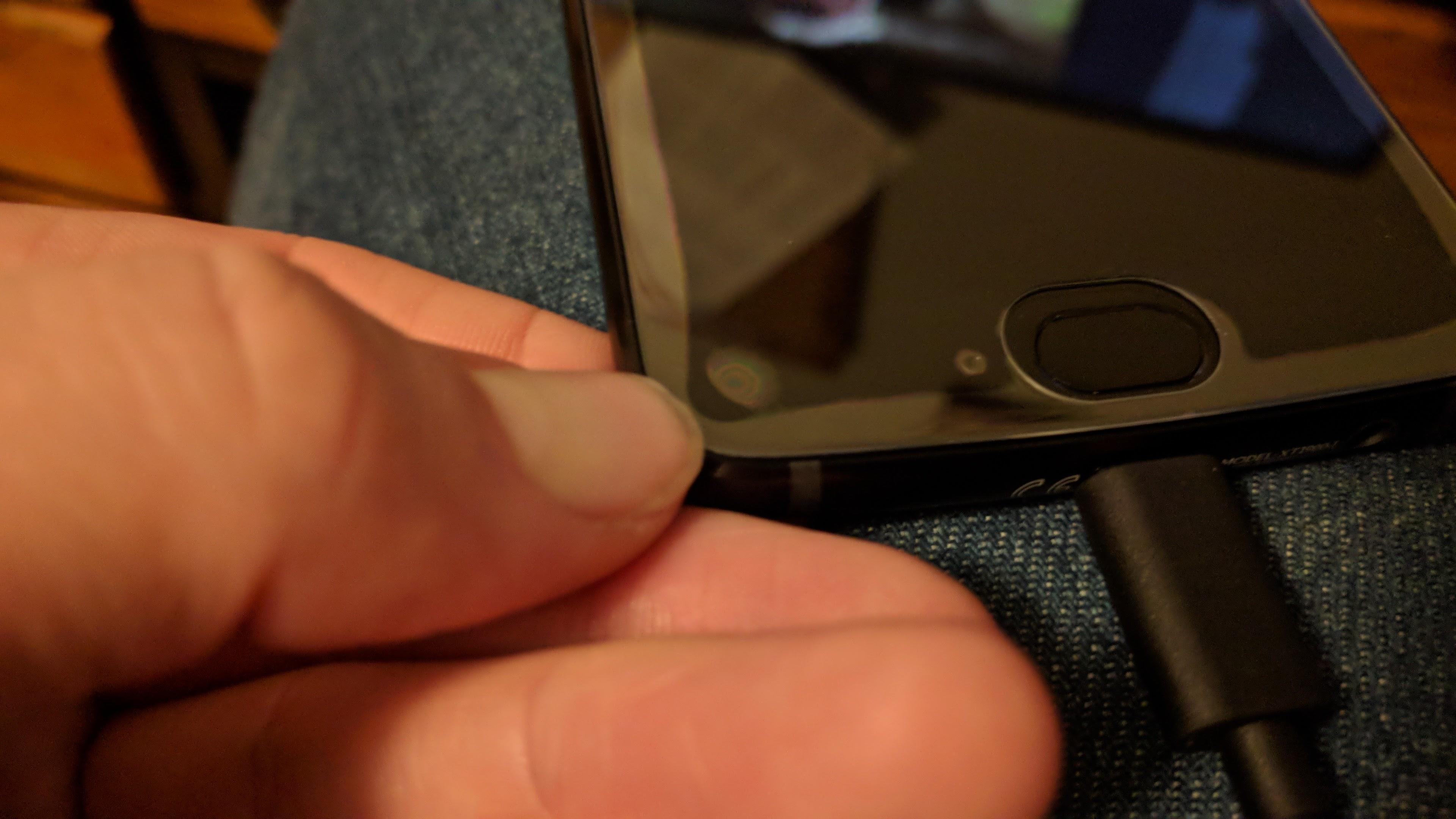 11 Best Moto X4 Screen Protector for 2024