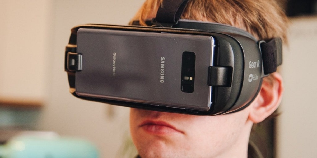11 Best Smartphone VR Headset for 2024