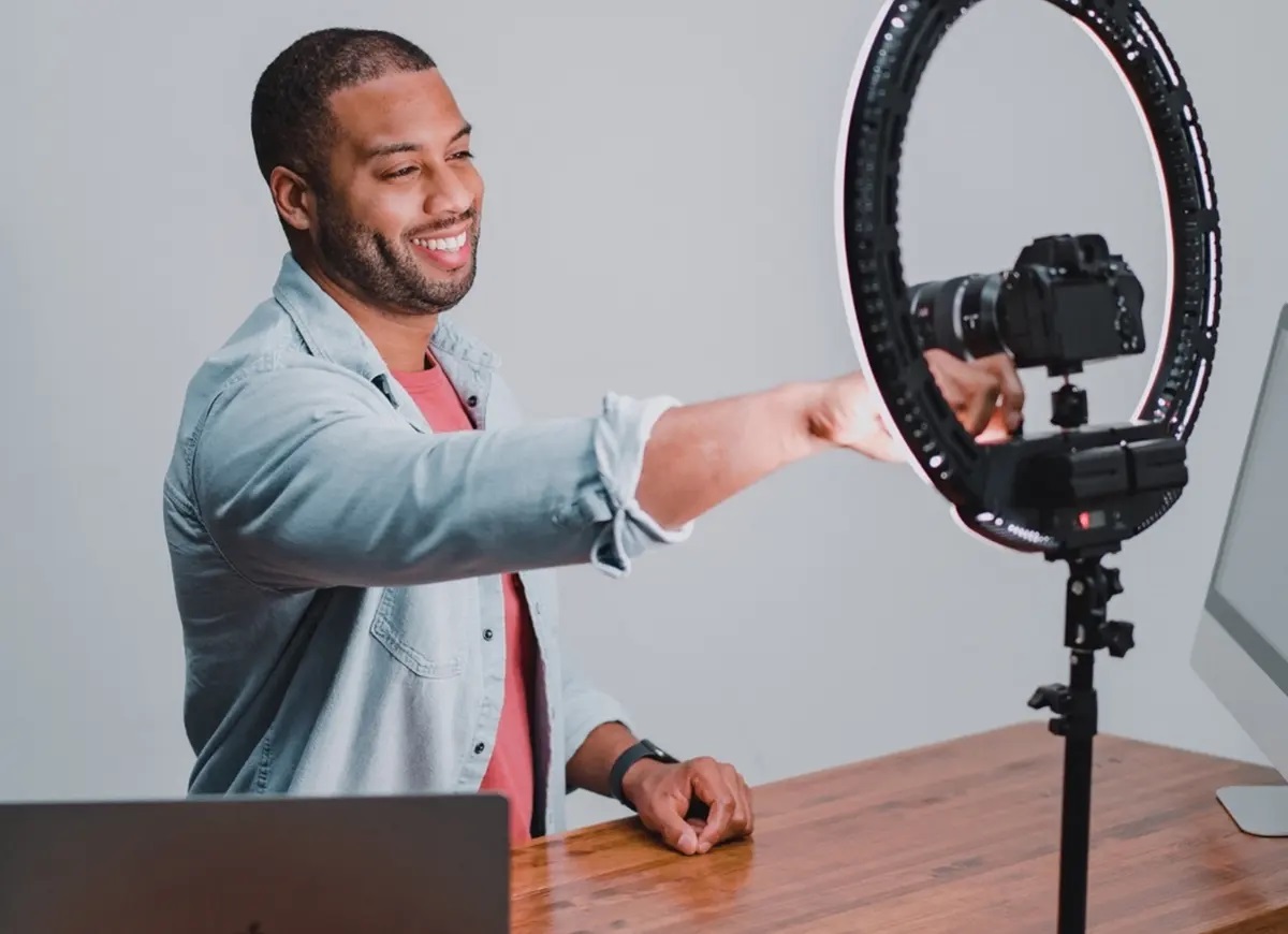 12 Best 18-Inch Ring Light for 2024