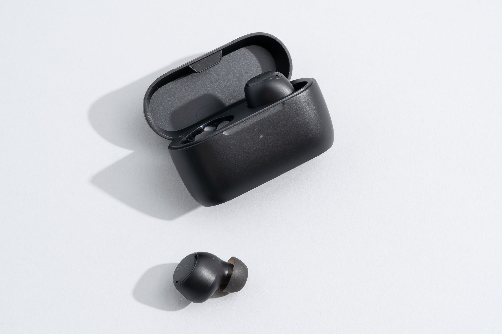 13 Best Wireless Earbuds Black for 2024