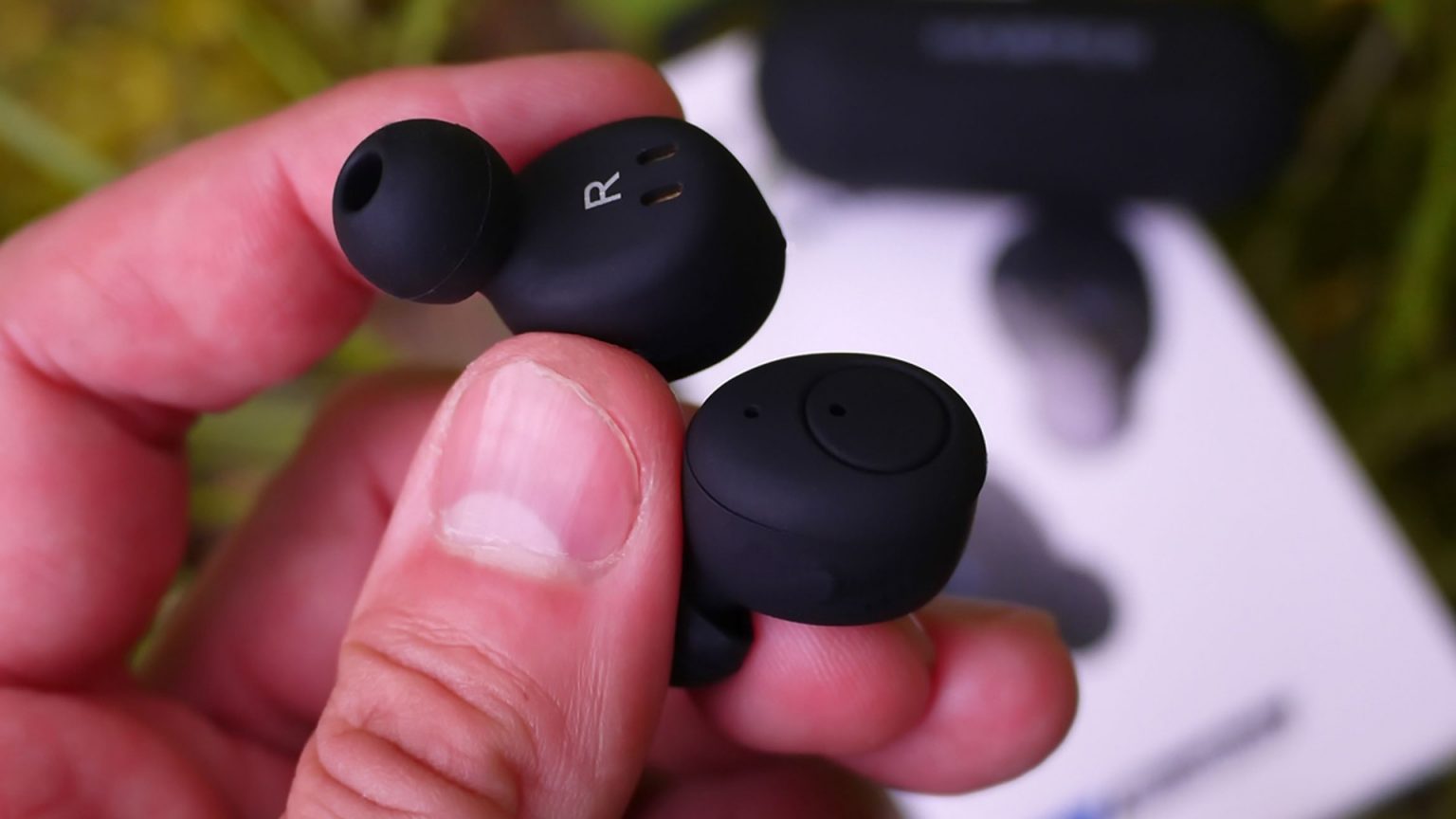 15 Best Small Wireless Earbuds for 2024