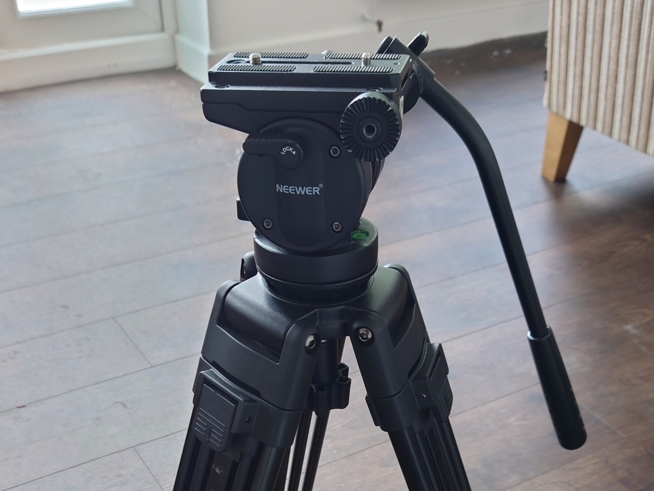 8 Amazing Neewer Tripod for 2024