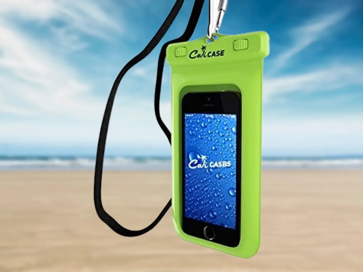 9 Amazing Waterproof Cell Phone Pouch For 2023 | CellularNews