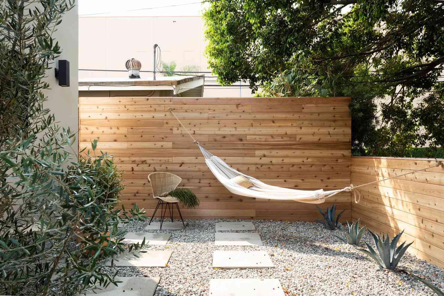 9 Best Privacy Screen Outdoor for 2024