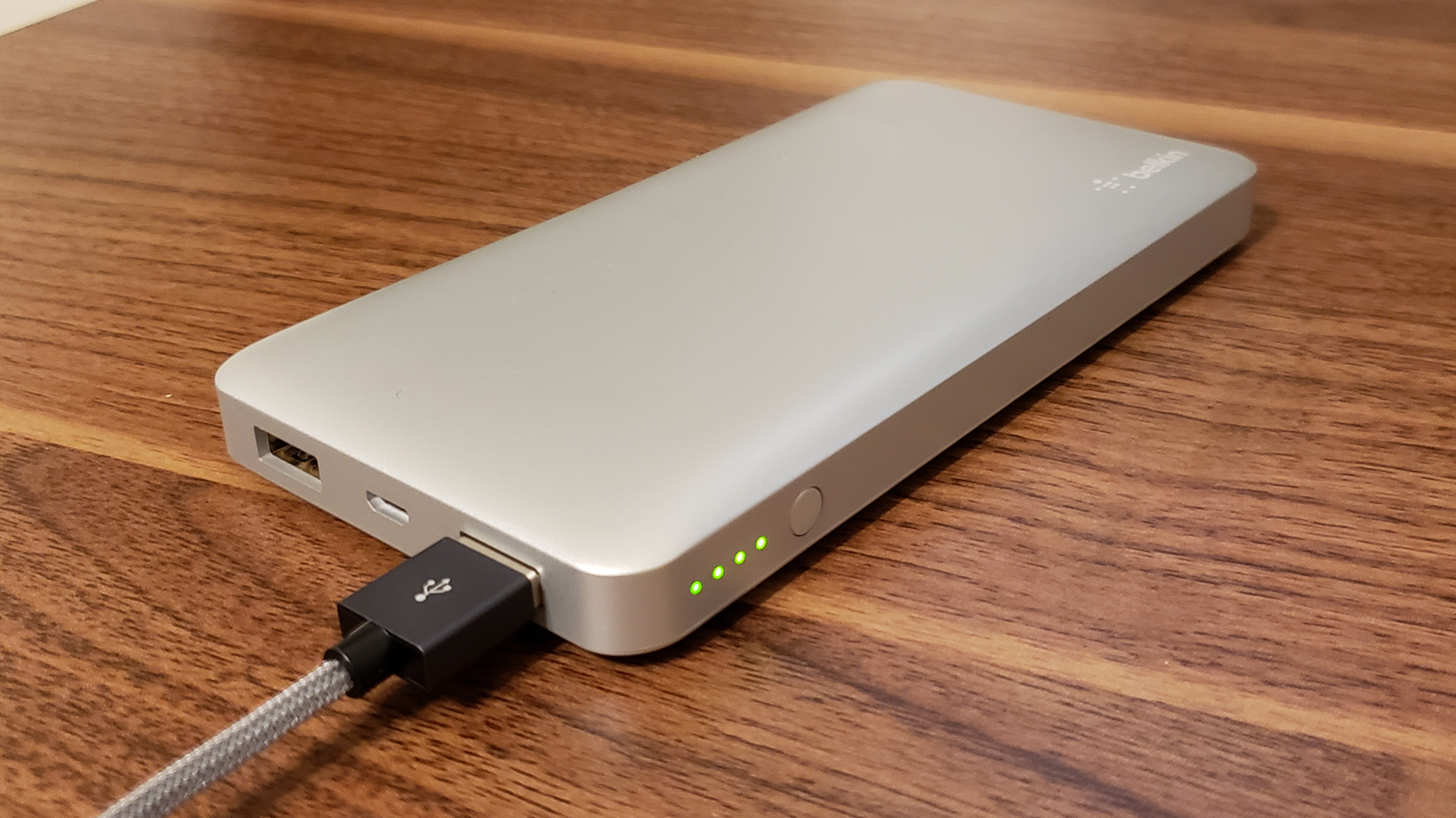 belkin-power-bank-10k-how-to-charge
