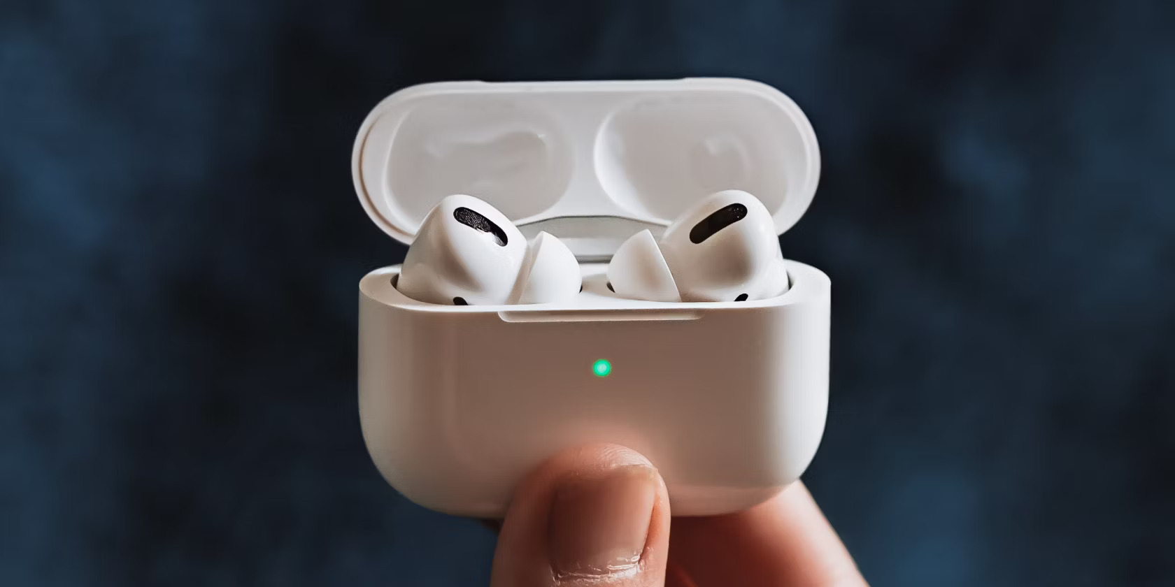 how-to-charge-airpod-pro