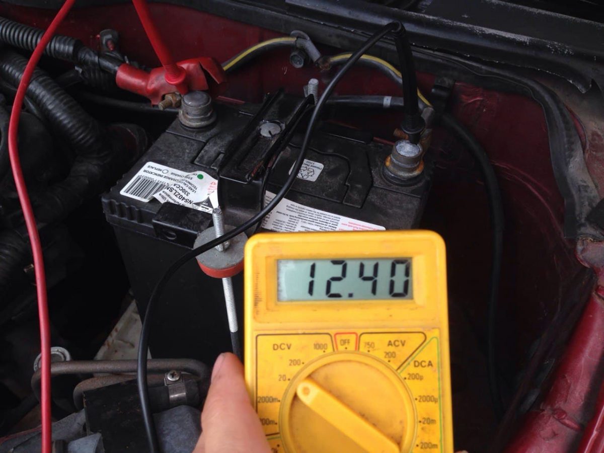 how-to-check-a-battery-with-a-multimeter