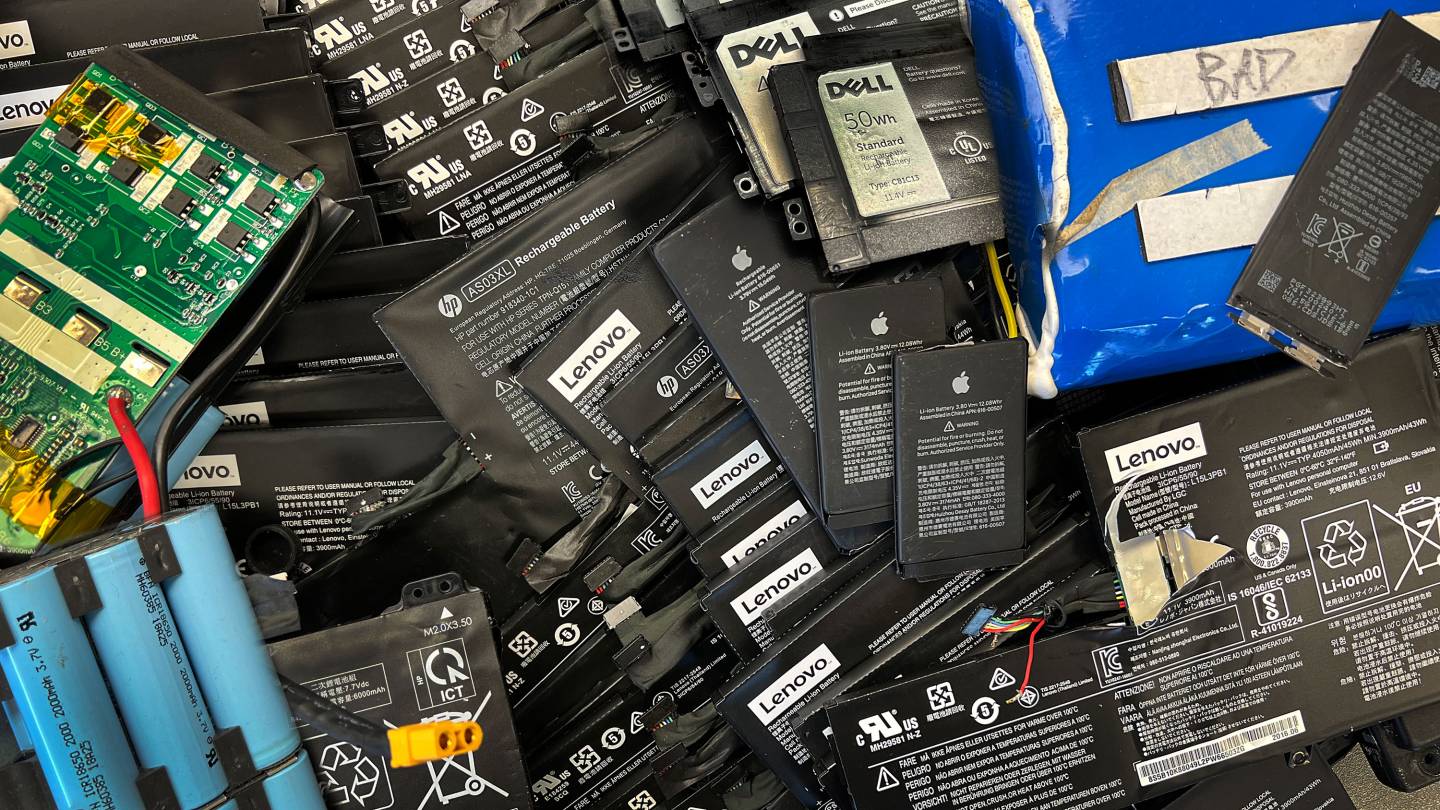 how-to-dispose-of-a-lithium-battery
