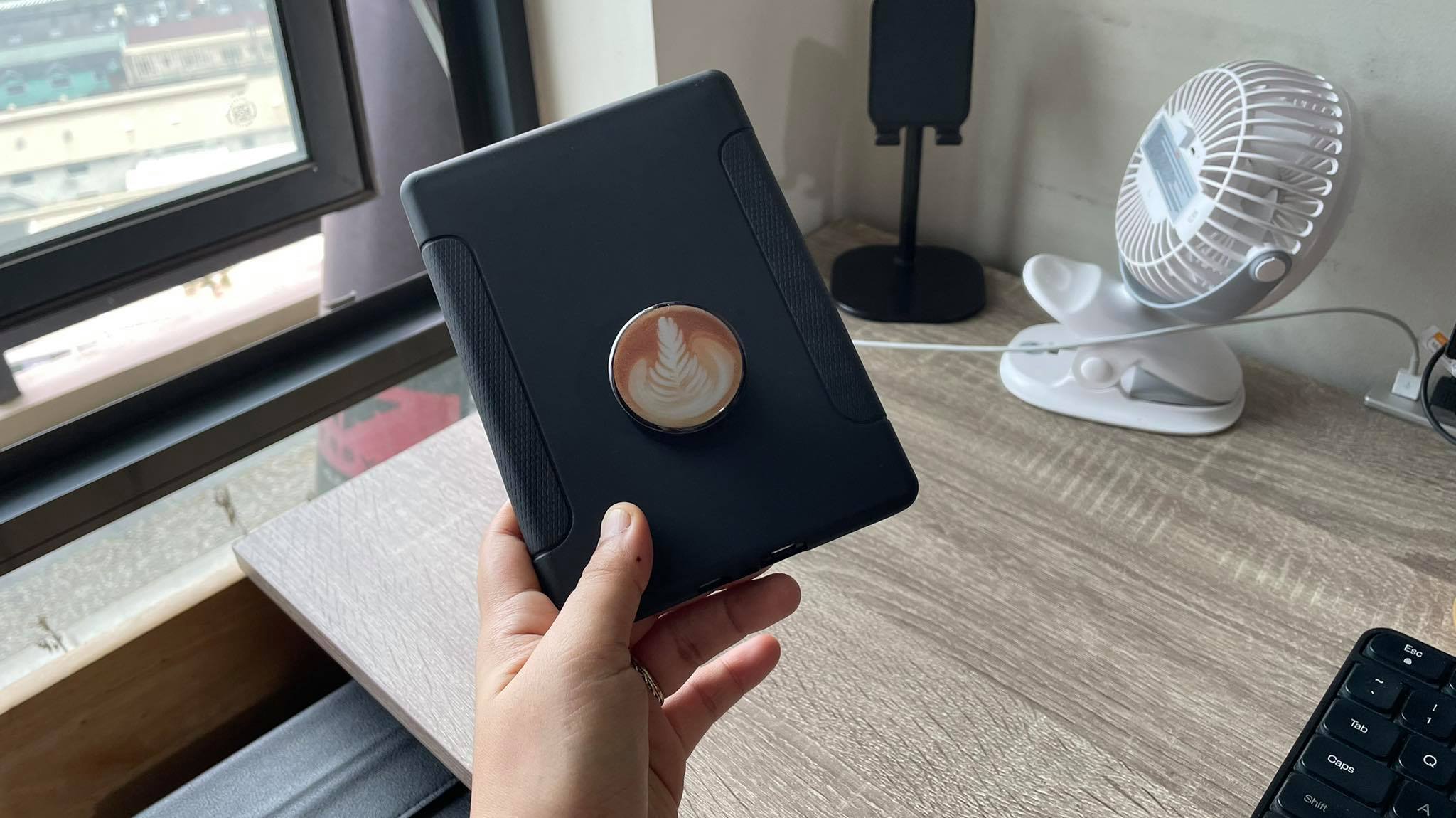 How To Hold A Popsocket With An iPad