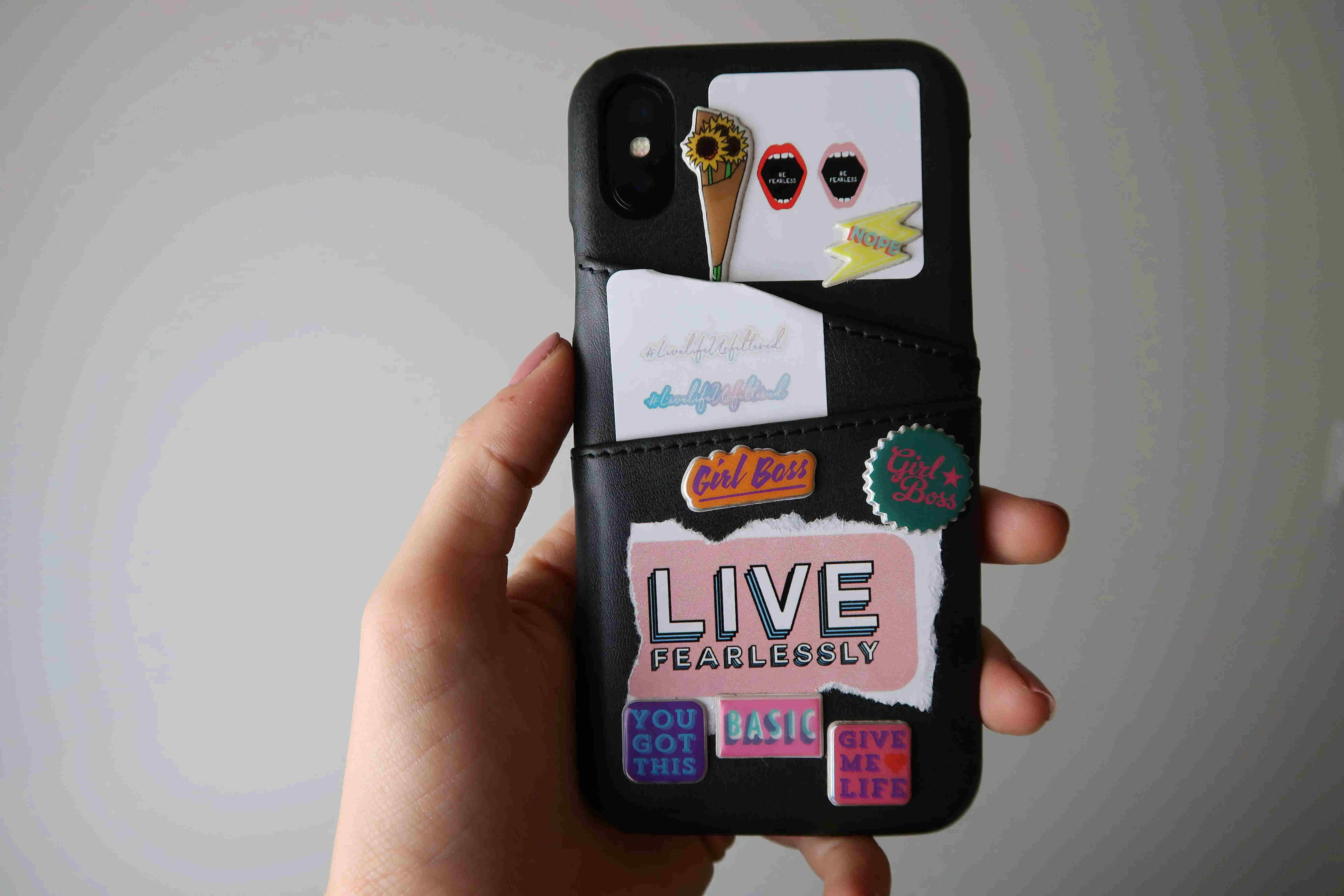 how-to-put-stickers-on-phone-case