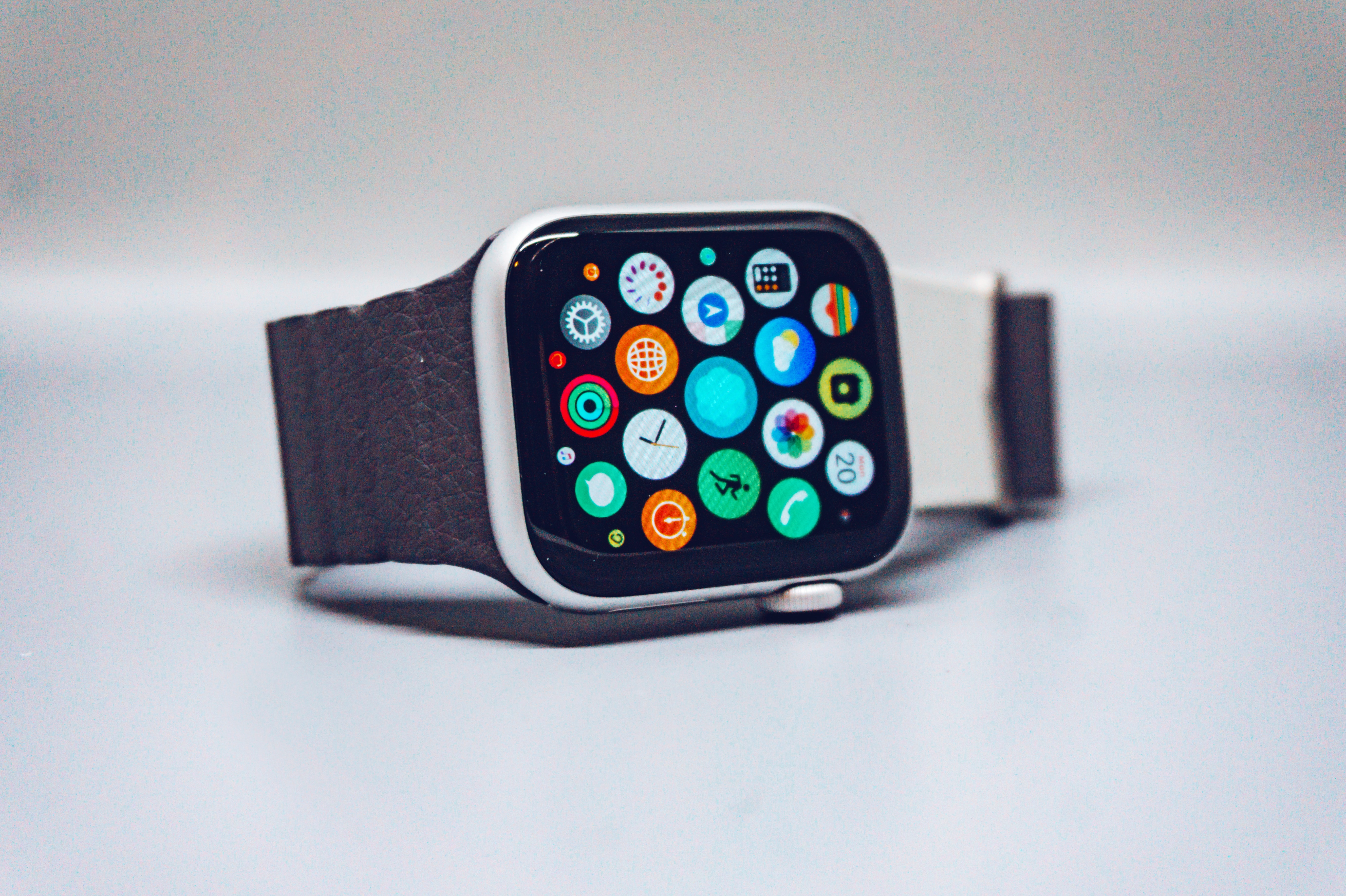 how-to-remove-apple-watch-screen-protector