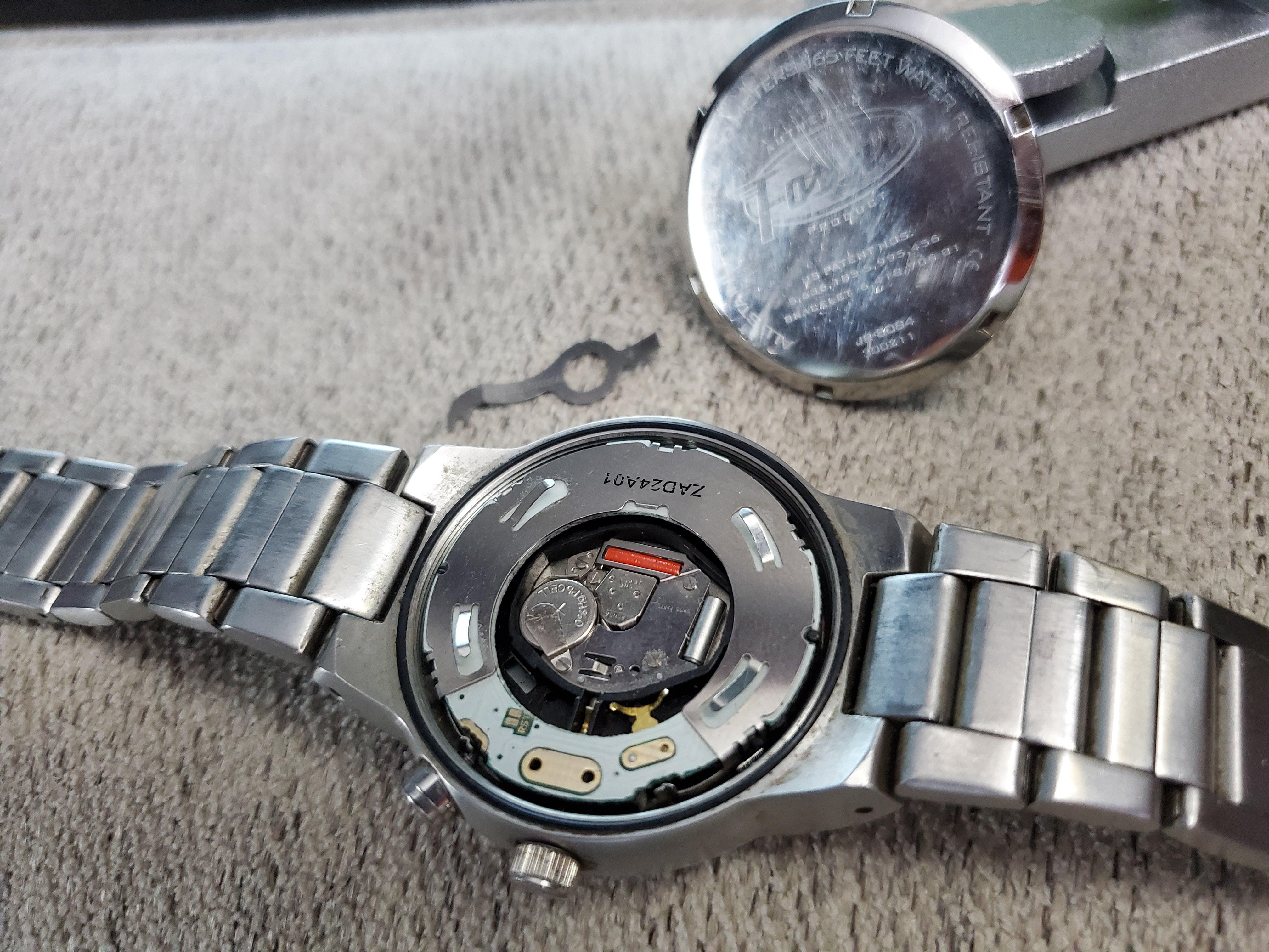 how-to-replace-fossil-watch-battery