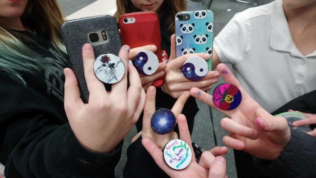 what-do-you-need-to-make-a-diy-popsocket