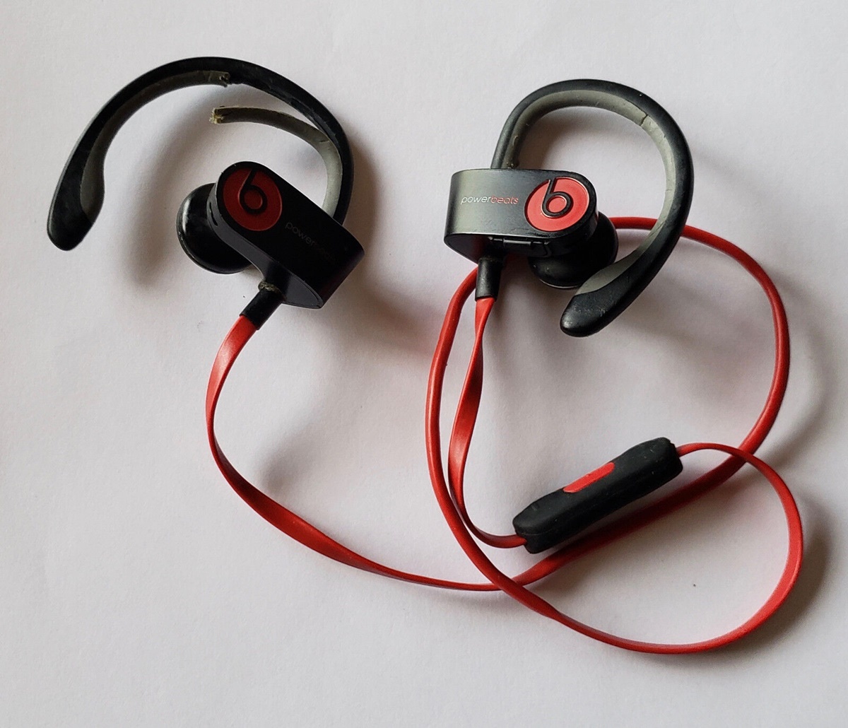 10 Amazing Powerbeats2 Wireless Earbuds for 2024