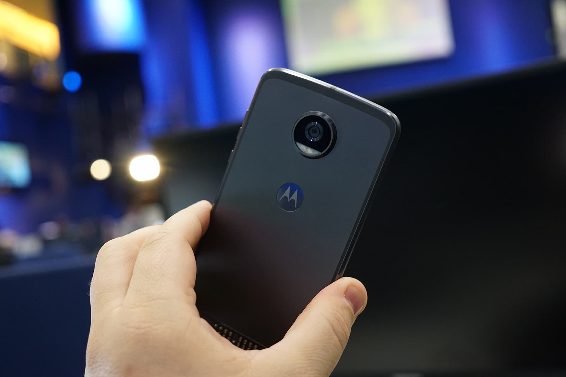 10 Amazing Wireless Charging Moto Mod for 2024