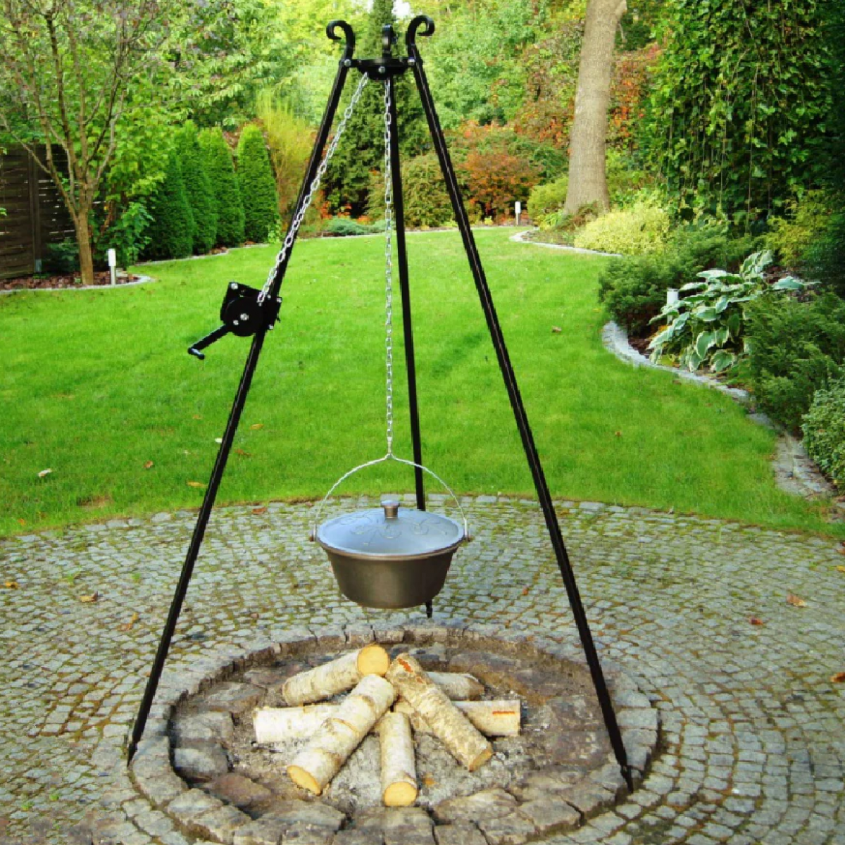 https://cellularnews.com/wp-content/uploads/2023/08/11-amazing-cast-iron-tripod-for-2023-1691727567-1200x1200.jpg