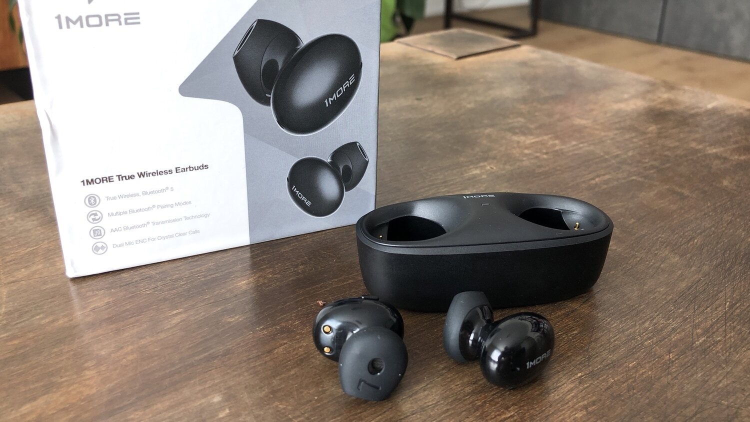 15 Amazing Long Lasting Wireless Earbuds For 2023 | CellularNews