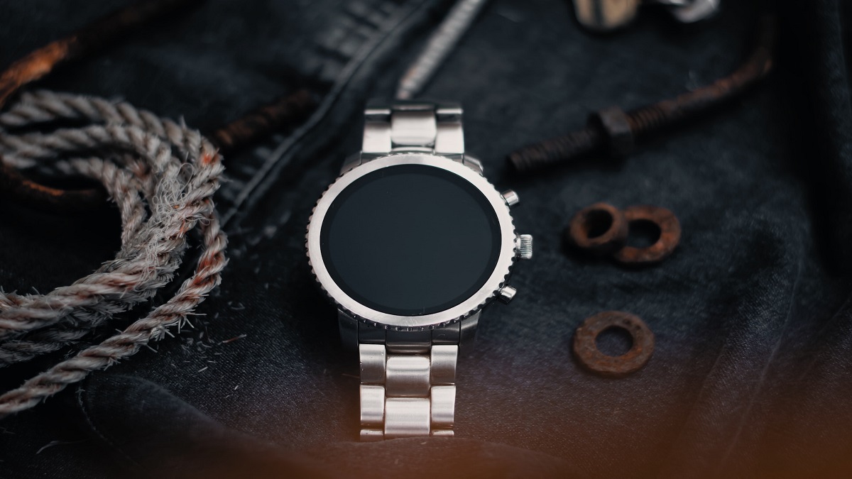 11 Best Fossil Smartwatch Men for 2024