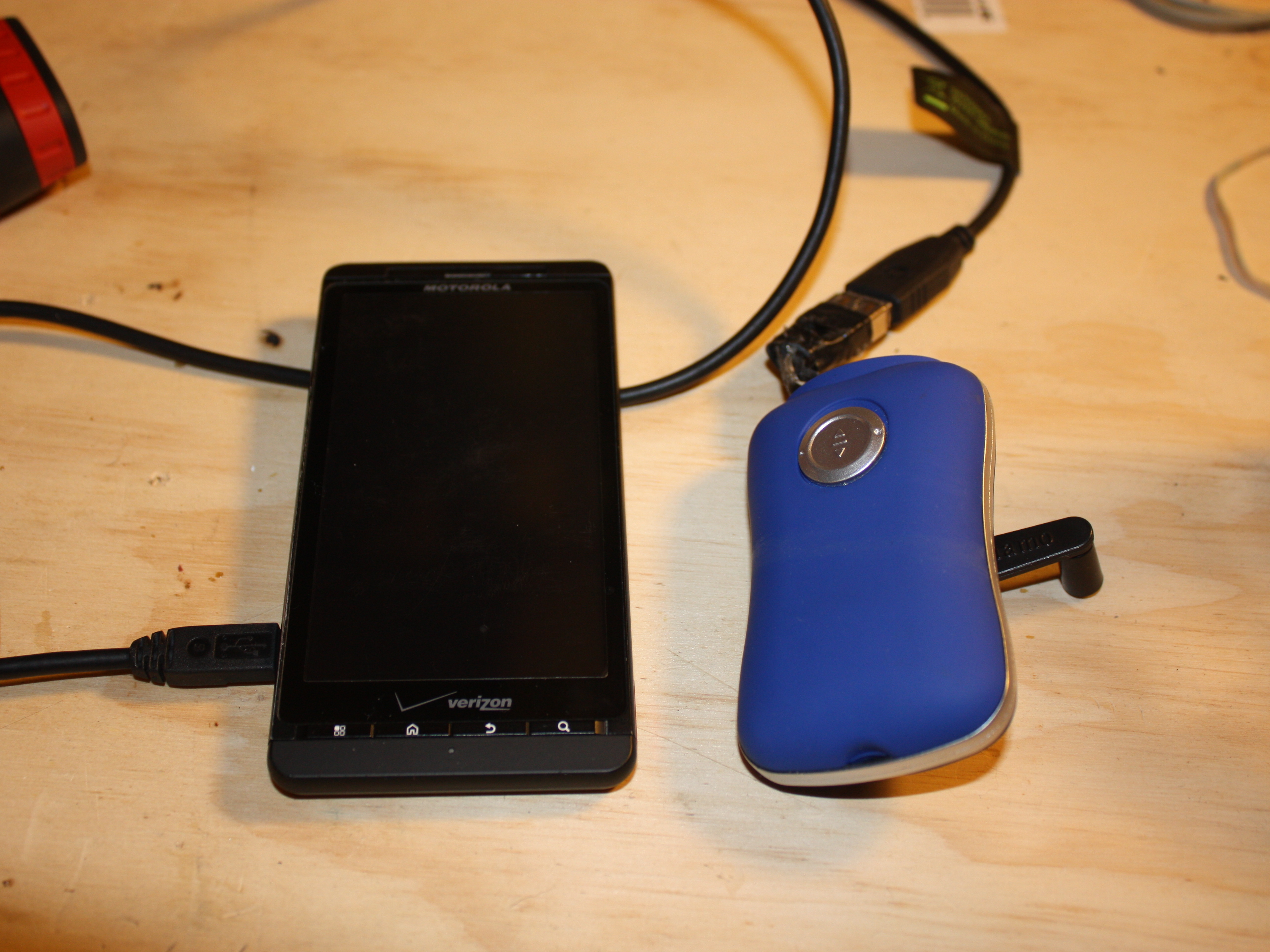 12 Best Hand Crank Cell Phone Charger For 2024