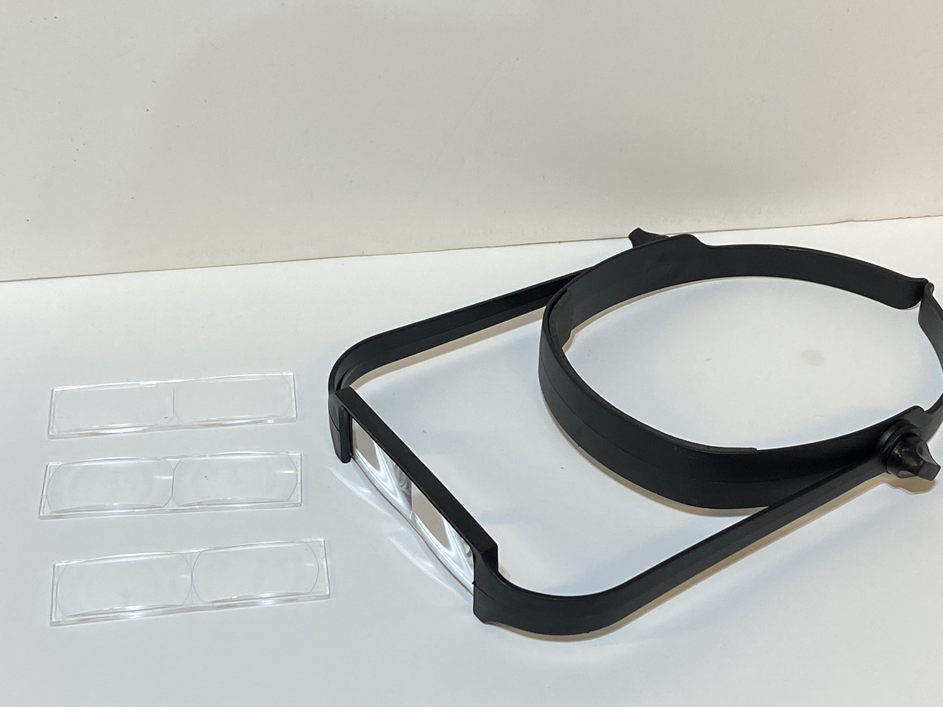 12 Best Magnifier Headset for 2024