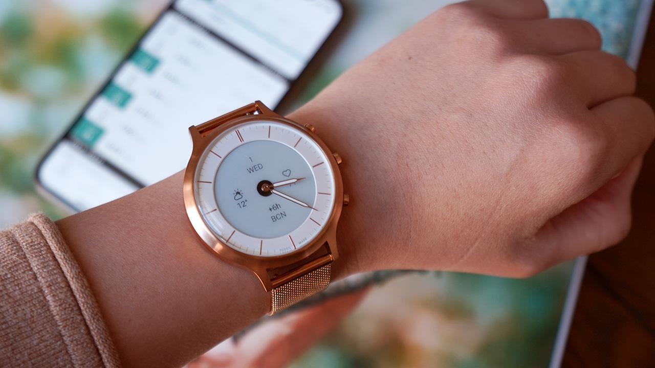 14 Amazing Fossil Hybrid Smartwatch for 2024