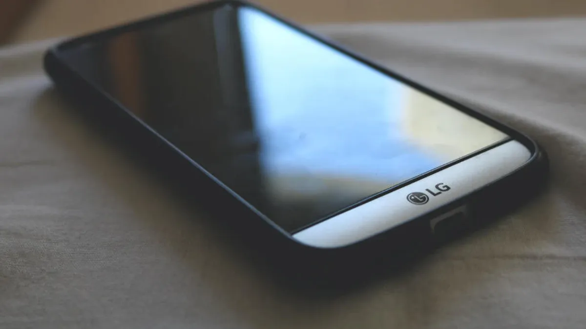 14 Best LG Stylo 4 Screen Protectors For 2024