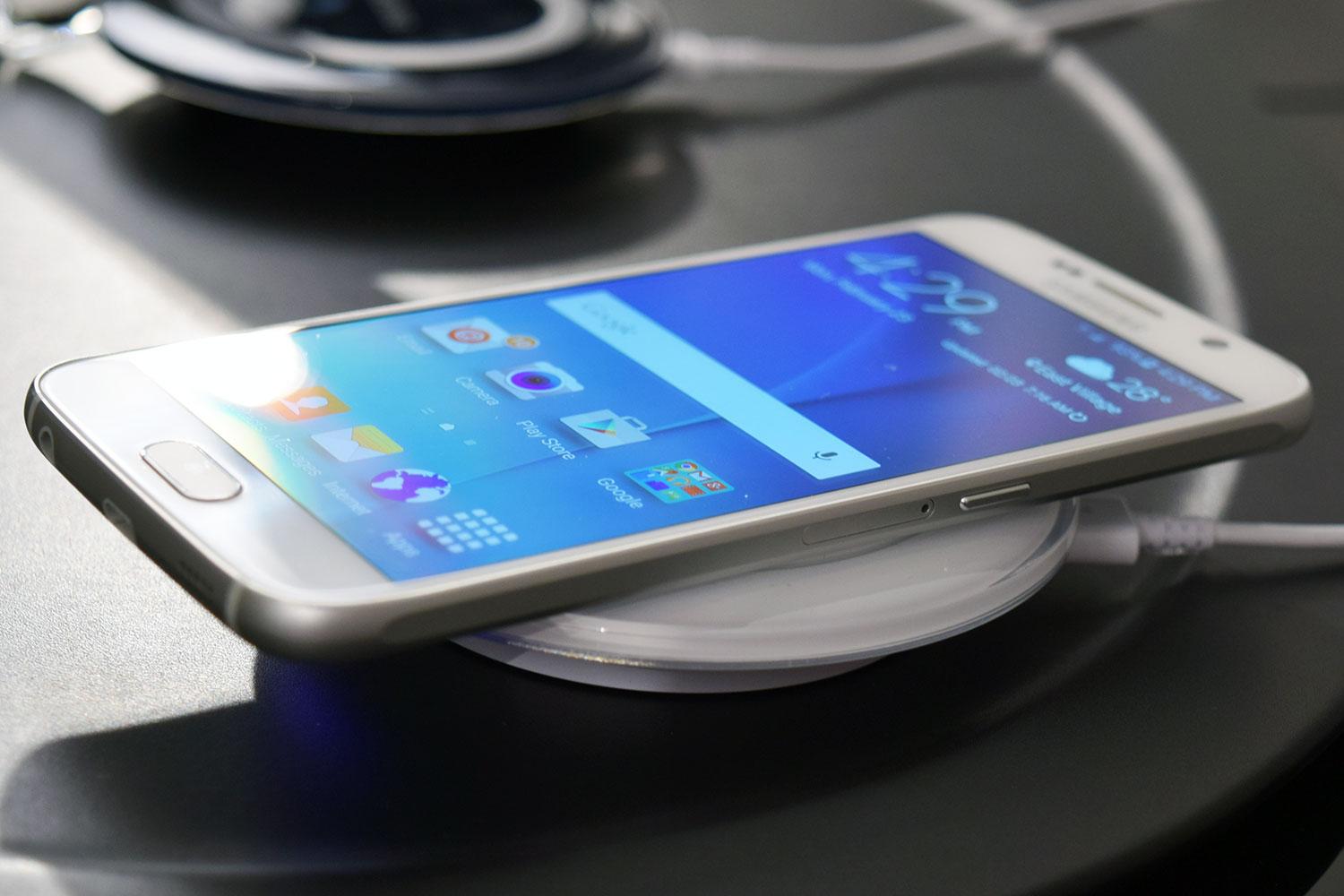 15 Best Samsung Galaxy S6 Wireless Charging Stand for 2024