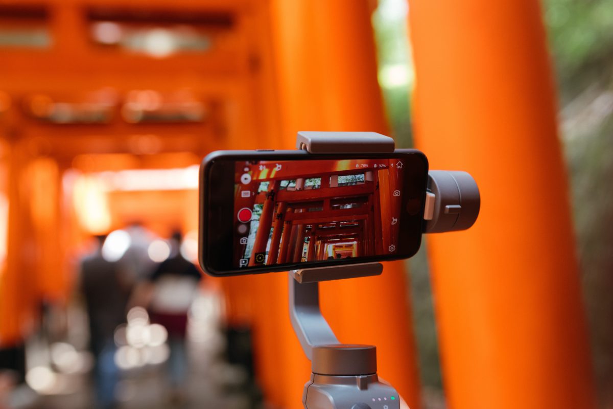8 Amazing 3-Axis Gimbals For iPhone For 2024