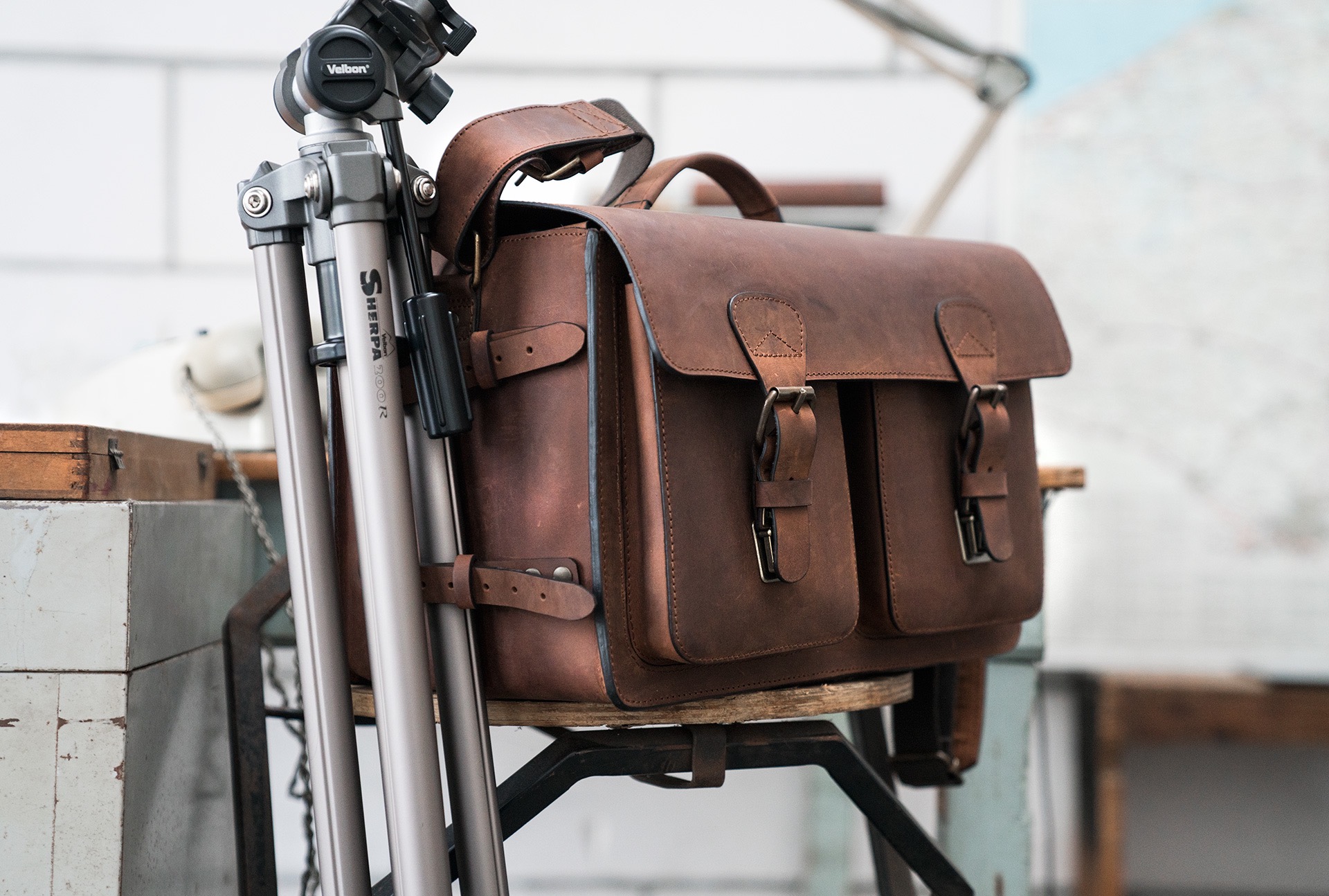 8 Amazing Camera Bag Tripod for 2024